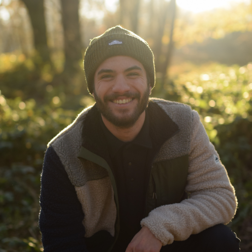 Biólogo y restaurador de ecosistemas