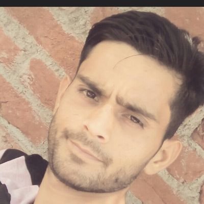 Mujahid63502018's profile picture. Student