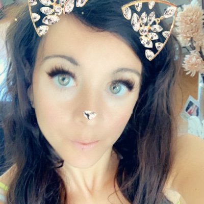 I’m a warrior a mother and a younique presenter x