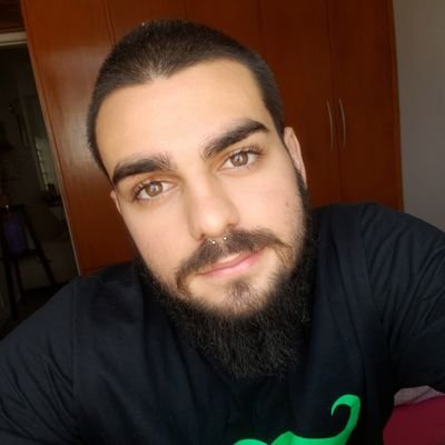 victorpeereiraa's profile picture. 