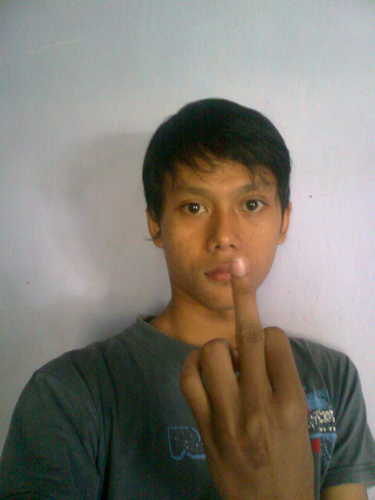 bodinz's profile picture. i'm a sailor and my ambitions is find the world's end