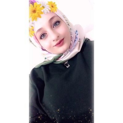 ekncaysenur's profile picture. mesafeler değil hisler uzak.