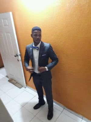 aude_johny's profile picture. citoyen engagé, administrateur, Hôtelier, politicien