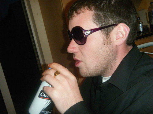 sorrywha's profile picture. 