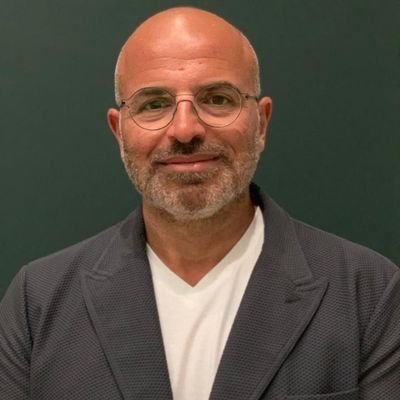 robert_kara's profile picture. 