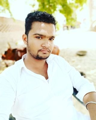 Sarthak52376289's profile picture. हिम्मत
जुनून
हौसला
आज भी वहीं है
मैने जीने का तरीका बदला है
तेवर नहीं........