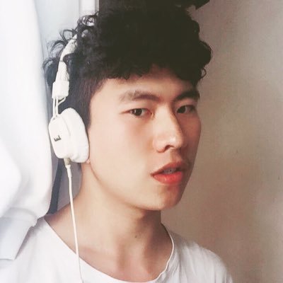 1999 ♍️ Want to be a singer.🎙️JT Bazzi Tinashe😊😊😊😊😊 Follow back😍supper sillly boy ig：yaaaaaaazid