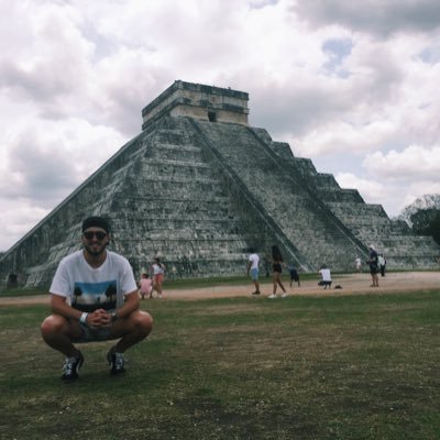 Biólogo y sevillista