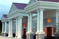 Foxchase Manor in Manassas, VA is the ideal setting for elegant weddings, upscale meetings and special events.