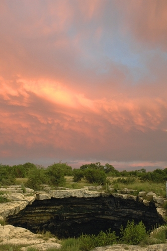 Devil's Sinkhole