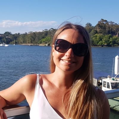 A PR professional and gym addict Mon to Fri. A full time music lover and sunrise watcher. Living it up with the kangeroos, originally from Somerset, UK.
