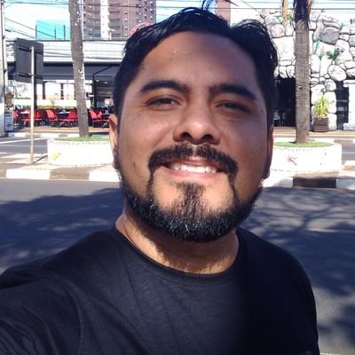 Apenas um rapaz latinoamericano que também sabe se lamentar