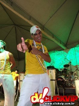 sou ex-percusionista da banda inala de mossoró Rn,solteiro,bonito e corinthiano!!
êÊÊÊÊaaaaaaaaa
kkkkk