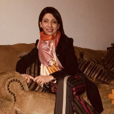 Mujer, emprendedora, comprometida con la Protección de DD de Infancia y Adolescencia, de Mujeres y P. S. D. Directora Ejecutiva Consultora Especializada CEDEB