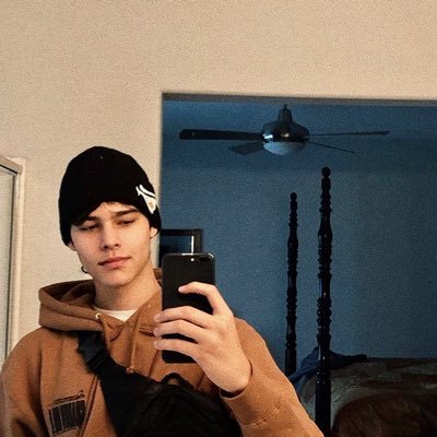 besoIust's profile picture. follow @diabloIust