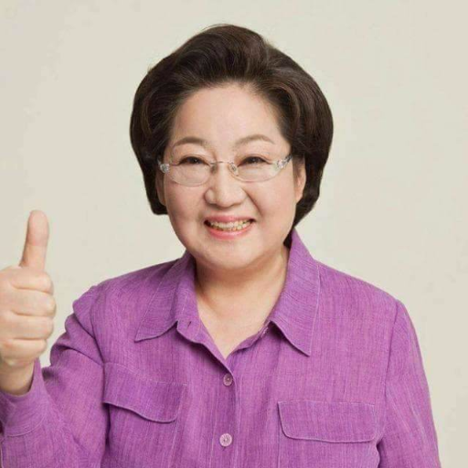 BubaWandia's profile picture. 