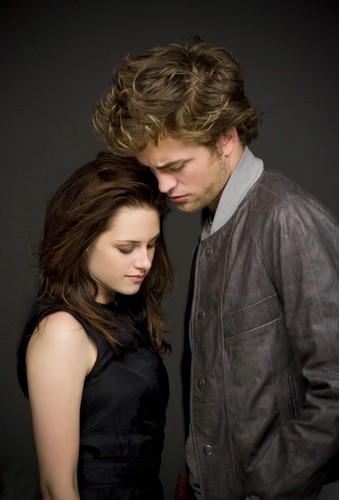 shielded_mind's profile picture. Bella Swan, human...my lion @ColdEdwardC