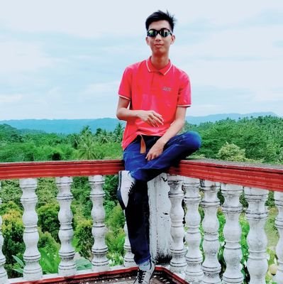 Wag kang magamba kong Hirap ka ngayon kasi maglisud ghapon ka puhon👌
