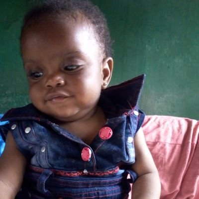 am learning fashion designer 
I love my family and daughter so much