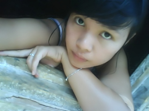 cyalom's profile picture. 