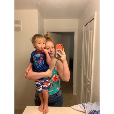 ohnoitstori98's profile picture. | 21 | Momma of LPAR & KGA | S.I.D.S Advocate 💔 | Married to the LOML 💍❤️ |