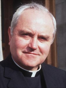 brucelarsongt's profile picture. something to remember, something to forget