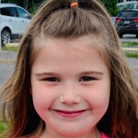 Hillary McKibbin (@startwithhills) Twitter profile photo