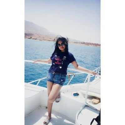 sen_anuva's profile picture. Braille canvas and a few burnt bridges🌚. English major.
Chaotic and messy.