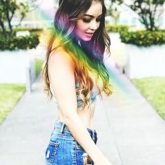 sigan a: @ppteamkaren @ppteamrafa @ppteamlesslie @caELike @arianagrande