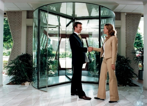 IsabelleSchoorl's profile picture. HR Adviseur Royal Boon Edam International B.V./ Voorzitter BSO De Piramide http://t.co/wFWitMt06w