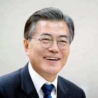Moon Jae-in (@moonriver_uft) 's Twitter Profile