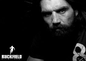 Pour connaitre les nouveautés du site de Sébastien Chabal, http://t.co/CHZG7EjAj9