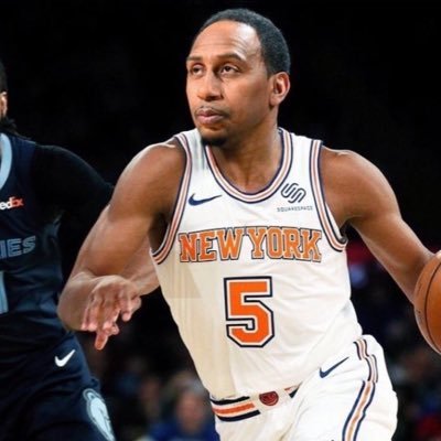 Clipppers324's profile picture. Your local sports fan | Clippers broke my heart & now are restoring it | Steelers broke my heart also | LAbron to clippers in 2036