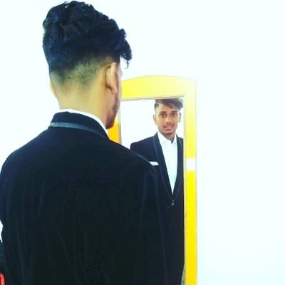 RugvedChavan3's profile picture. MS DHONI FAN🏏🏏