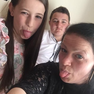 ReedJaki's profile picture. slimming world consultant @carlton @langold @worksop love These two beautiful kids of mine 😘