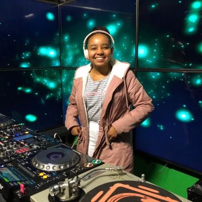 DJ🎧
Instagram:  https://t.co/J6H2KYBVFc…
Facebook Page: https://t.co/0Jy9m1yc31
Bookings : judyjaysa@gmail.com