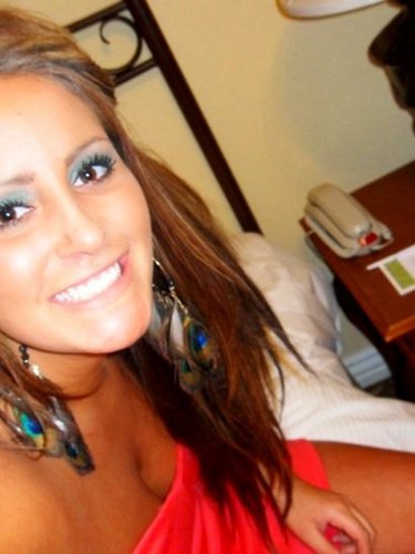 LexieThe10's profile picture. I am Alexis, but most people call me Lexie. I am a college student and full-time slacker (haha). I am blunt, MOST people dont like it.