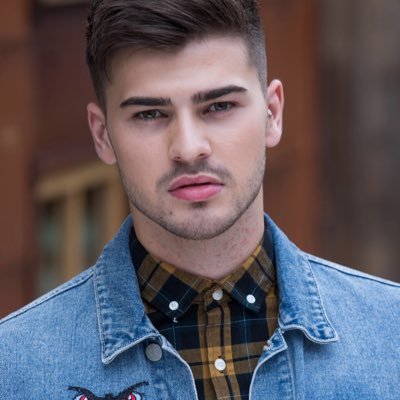 “I won’t hurt you.” @OfTragedy_’s Son. Slytherin. Mutant. Anger issues. Vigilante. Ambitious. Protecting @ofamumlife ❤️. (Fake Account) #SpiderJug #HPRP