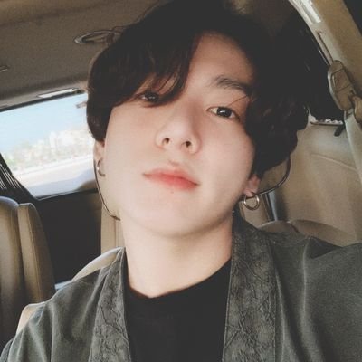 (봇) 방!탄! 방탄소년단의 황금막내 전정국 입니다! Hi! This is Jungkook of BTS. 진짜 정국 아닙니다