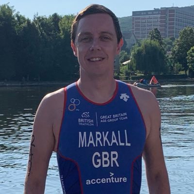 Public Affairs and Comms in the UK #energy industry. Loves #swimming long distances outdoors. @BritTri GBR Age Group athlete. Tweets my own.⚡️🏊🏻 (he/him)