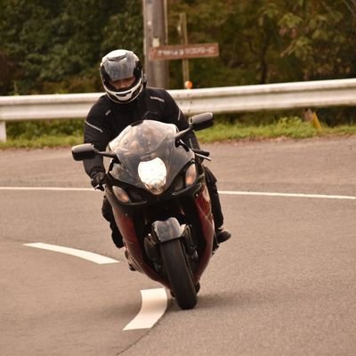#副業 #ビジネス サラリーマンをしながら楽しくビジネスしてます。俺でも行動に移し変化できました🤔 全部が全部 #詐欺 じゃないから稼いでいる人はしっかり稼いでいるんです。 45歳でリストラされるこのご時世。人生変えたい方詳しくはLINEに一言ください!