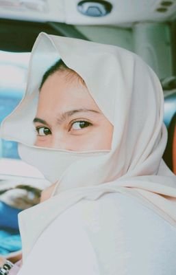 SWindafebrina's profile picture. 