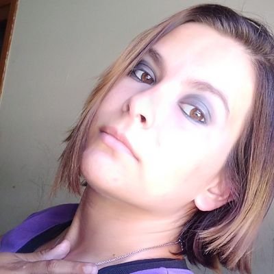 Mellycruz13's profile picture. 