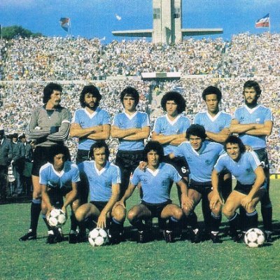 Una recorrida por los grandes equipos y jugadores del fútbol uruguayo de todos los tiempos.