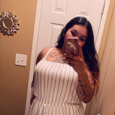 benitez_renea's profile picture. •Go Follow me on ig@creativeqlove ✨... sc- estreya_101097 🌈