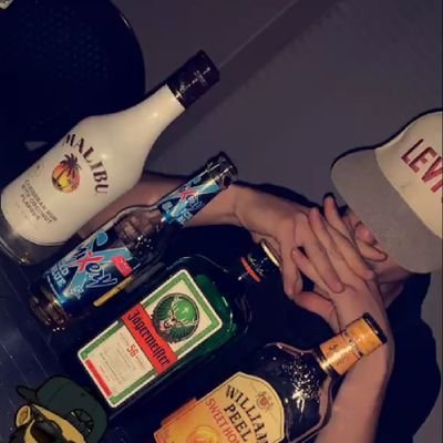 mercolovers's profile picture. 👻mercolovers57 
passionné auto