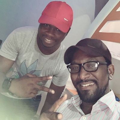 henryjoelfox's profile picture. 