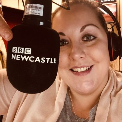 Newsreader, presenter & reporter @BBCNewcastle 🎙 Love news, showbiz, dogs, baking & making things. My tweets are not what my employer thinks!