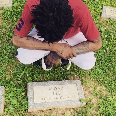 Made It Out Them Chains 🤧 Changed Lanes Now I’m n College Chasing Ah Degree #SEMO20 #BOO51EGang SC: boo51eganggotti