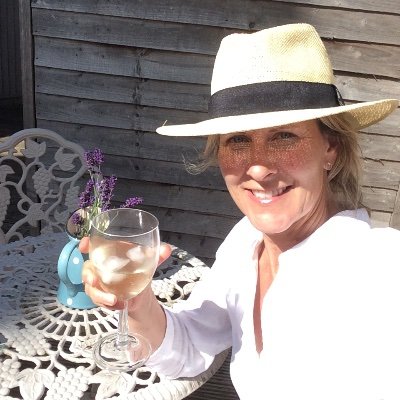 SallyWi47518748's profile picture. 